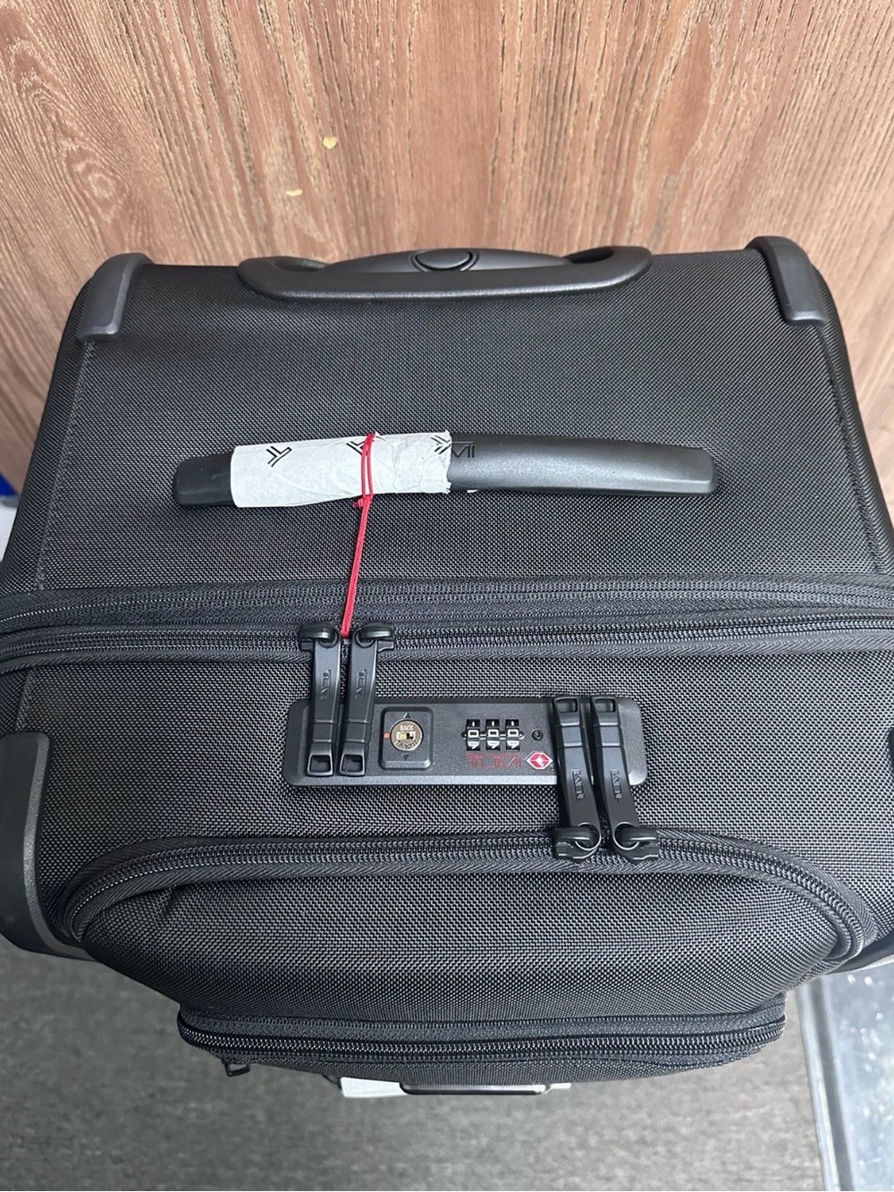 Tumi ALPHA Large Dual Access Expandable Trunk
